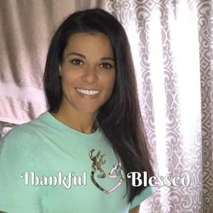 Meet your Posher, Elizabeth